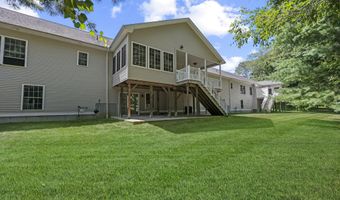 11 Village Ct 11, Colchester, CT 06415