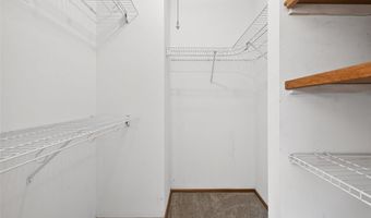 618 Running Creek Dr, Ballwin, MO 63021