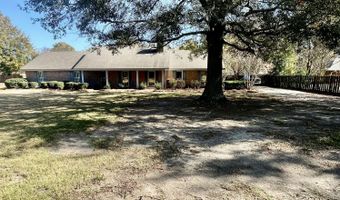 504 Holmes St, Belzoni, MS 39038