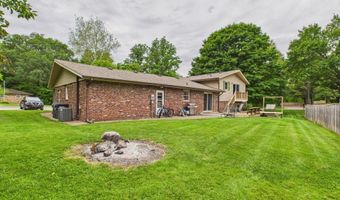 5542 N Olivia Dr, Alexandria, IN 46001