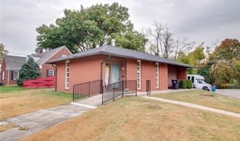 2201 State St, Alton, IL 62002