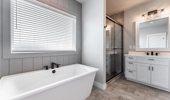 3601 SW Aurora Ln, Bentonville, AR 72713