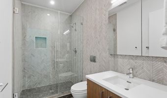 7201 BROXBURN Dr, Bethesda, MD 20817