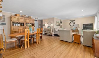 1306 Lori Lea St, Auburn, IN 46706
