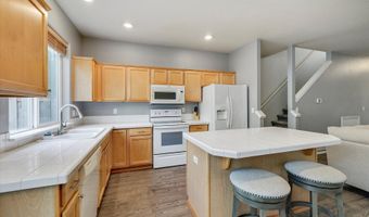 17645 SW JAY St, Beaverton, OR 97003