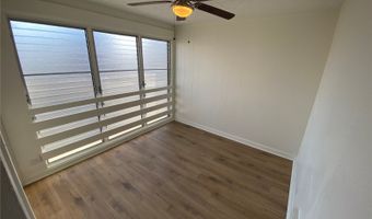904 Lunalilo St 17, Honolulu, HI 96822