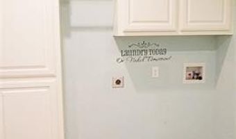68 Country Hl, Ardmore, OK 73401