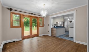 6 Wabasso Ter, Middletown, RI 02842