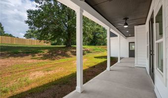 135 Oak Terrace Dr, Baldwin, GA 30511