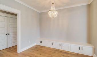 4167 Nineteenth St, Bay St. Louis, MS 39520