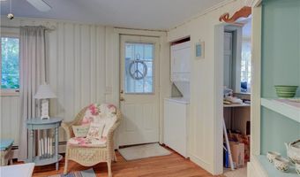 47 Wake Robin Trl, Narragansett, RI 02874