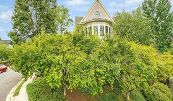 2807 1ST Rd N, Arlington, VA 22201
