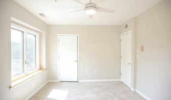 7025 CHESAPEAKE HARBOUR Dr 18B, Annapolis, MD 21403