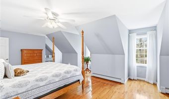 113 Log Rd, North Smithfield, RI 02830