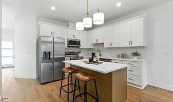 6840 SE LAMPHIER St, Milwaukie, OR 97222