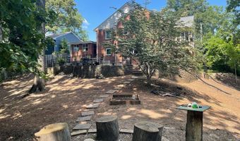 2356 S PIERCE St, Arlington, VA 22202