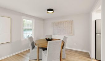 5141 BRADFIELD Dr, Annandale, VA 22003