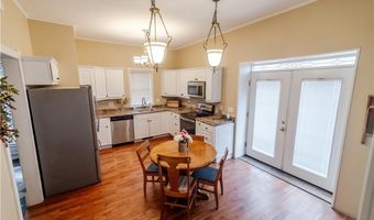 605 Atchison St, Atchison, KS 66002