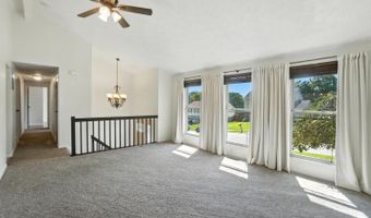 4930 Riverwatch Dr, Delhi, OH 45238