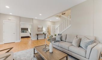 15109 2ND St, Aurora, OR 97002