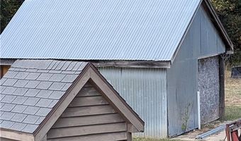 1140 N 100th Rd, Baldwin City, KS 66006