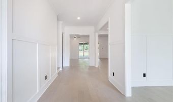 750 Garden Reserve Ln, Alpharetta, GA 30005