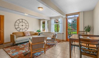 1042 Oak Knoll Dr, Ashland, OR 97520