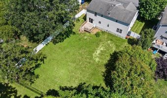 248 Church St, Belford, NJ 07718