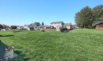 244 MILLER, Akron, PA 17501