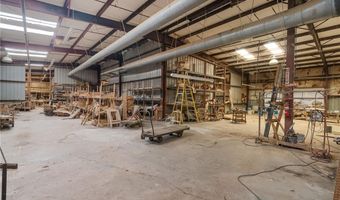 909 C St, Barling, AR 72923