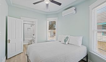 936 S Houston St, Aransas Pass, TX 78336