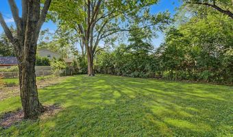 1704 S Highland Ave, Arlington Heights, IL 60005