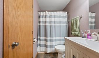 322 Summit St, Belle Fourche, SD 57717