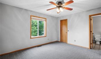 3649 Tower Pond Dr, Anoka, MN 55303