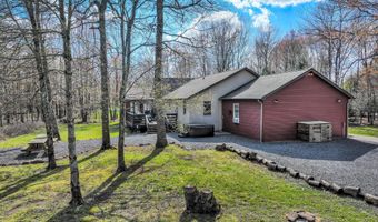 42 Ottomanelli Dr, Albrightsville, PA 18210