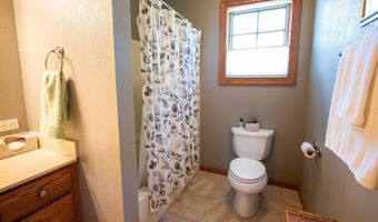 901 Park Dr, Anita, IA 50020