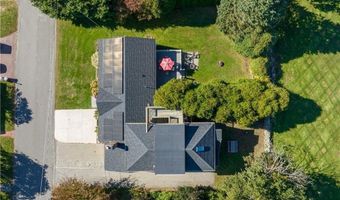 4 James St 2, Middletown, RI 02842