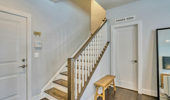 44714 ELLSWORTH Ter, Ashburn, VA 20147