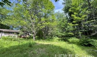 N14675 Lanfear Rd, Amberg, WI 54102