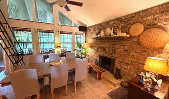 850 Gambier Dr, Alford, FL 32420