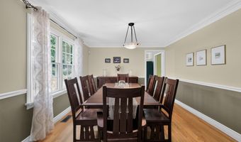 37 N Pleasant Rise, Brookfield, CT 06804