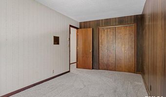1541 Literberry Triopia Rd, Arenzville, IL 62611