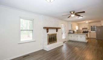 901 Glendale Dr, Aberdeen, NC 28315