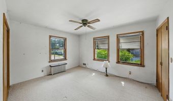 21 Hillside Ave, Andover, NJ 07801