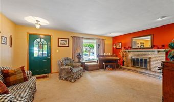 3456 Briarwood Ln, Austintown, OH 44511