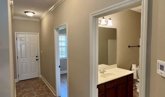 21946 Williamsburg Dr, Athens, AL 35613
