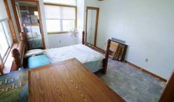 1083 Right Fork Crummies Crk, Arnoldsburg, WV 25234