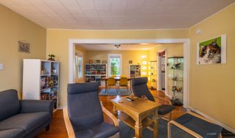 61 Hudson Ave, Athens, OH 45701