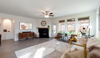 3045 Meredith Ln, Heath, TX 75126