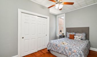 3328 E BALTIMORE St, Baltimore, MD 21224
